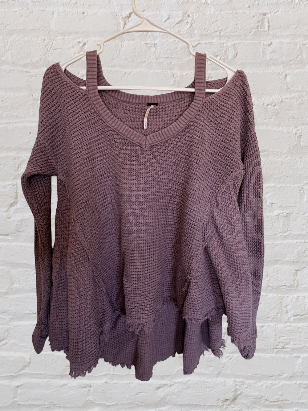 Free People Moonshine V-Neck Cold Shoulder Waffle Knit Sweater Mauve Size S